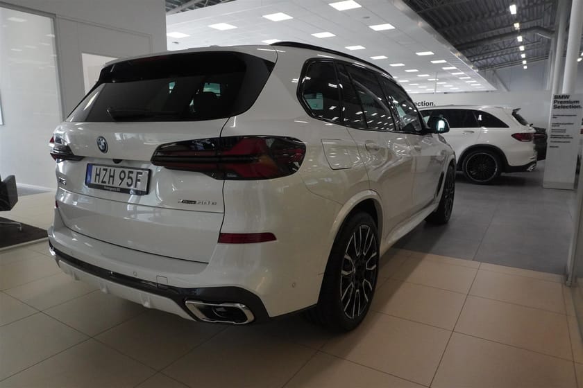 Bild 5 av BMW X5 xDrive50e M Sport Innovation HUD H K Drag