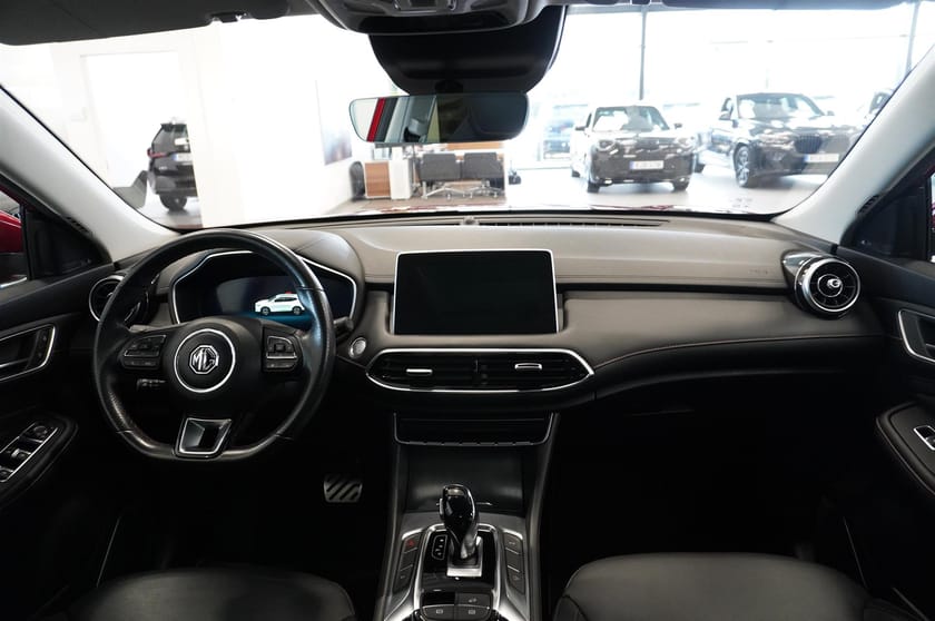 Bild 5 av MG EHS PHEV Luxury Automat Panorama Adaptiv Farthållare