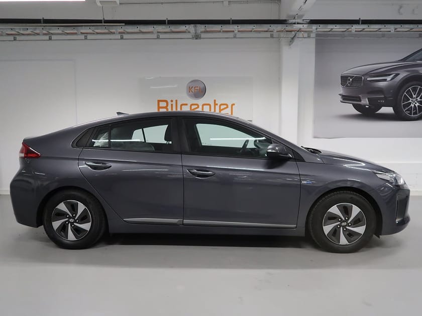Bild 5 av Hyundai Ioniq Hybrid 1.6 DCT Comfort Aut-V-däck ingår-Kamera
