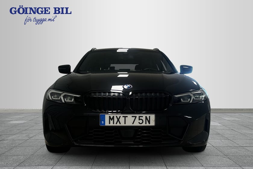 Bild 3 av BMW 330e xDrive Touring Steptronic M-Sport