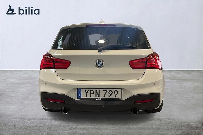 Bild 4 av BMW M140i BMW m140 | H&K | M sport | PDC | M-sportbroms