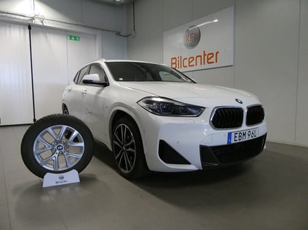BMW X2 xDrive25e M Sport Aut-Skinn-HUD-Navi-Värmare-Nyservad