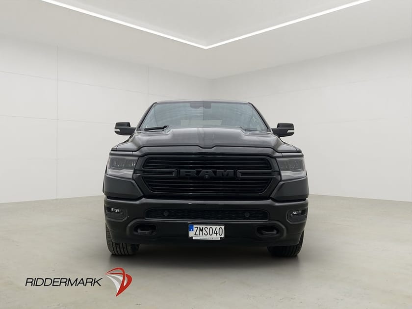 Bild 5 av RAM 1500 Crew Cab Dodge Laramie Night 5.7 4x4 Drag Pano Luft H/K Moms