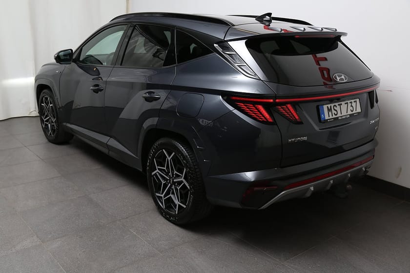 Bild 4 av Hyundai Tucson 1,6 T-GDI 180hk N-Line AWD Pano 360°-kamera Motorv Drag