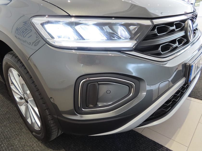 Bild 4 av Volkswagen T-Roc GT TSI 150 HK Aut Drag Värmare