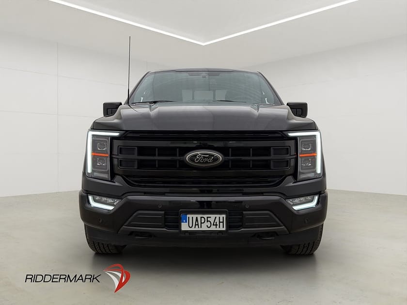 Bild 5 av Ford F-150 SuperCrew Lariat Black Edt 406HK 4x4 Cockpit B&O Pano Moms