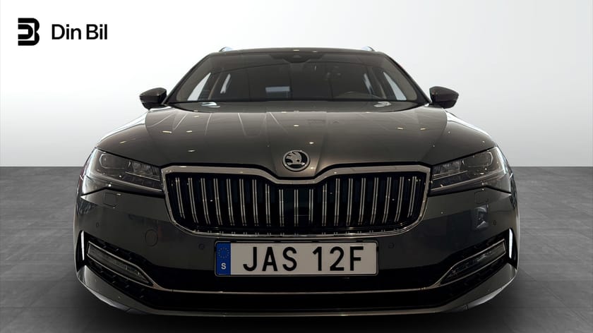 Bild 4 av Škoda Superb Kombi STYLE TDI 200 DSG 4X4