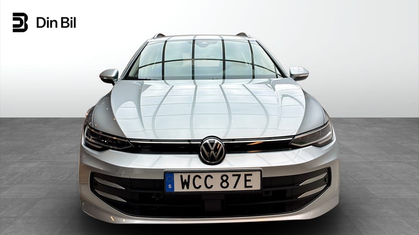 Bild 4 av Volkswagen Golf Sportscombi LIFE 1.5 eTSI 150HK DSG7 P-värmare/Drag