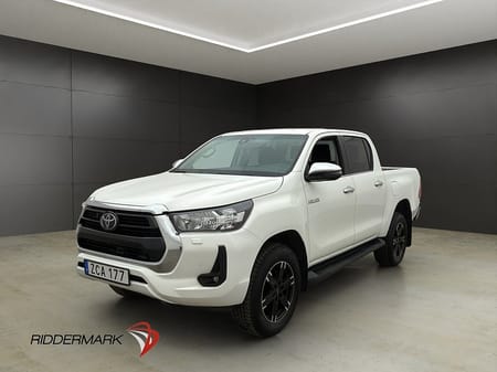 Toyota Hilux Dubbelhytt 2.4 AWD M/K-Värmare Drag B-Kamera Diff Moms
