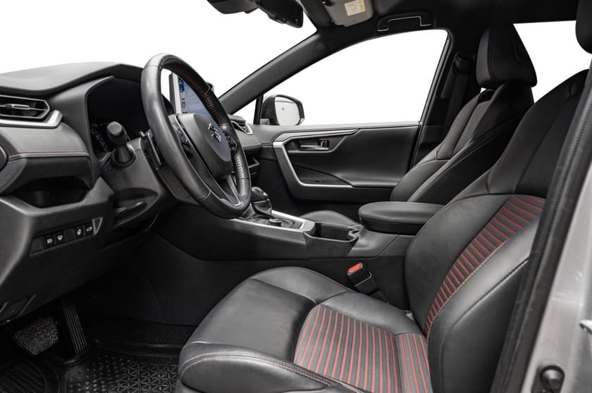 Bilde 3 av Suzuki Across Plug-in Hybrid E-Four PHEV 306hk GLX First Edition, Hengerfeste