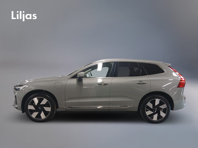 Bild 3 av Volvo XC60 T6 AWD Ultra Bright//Dragkrok//360-Kamera//