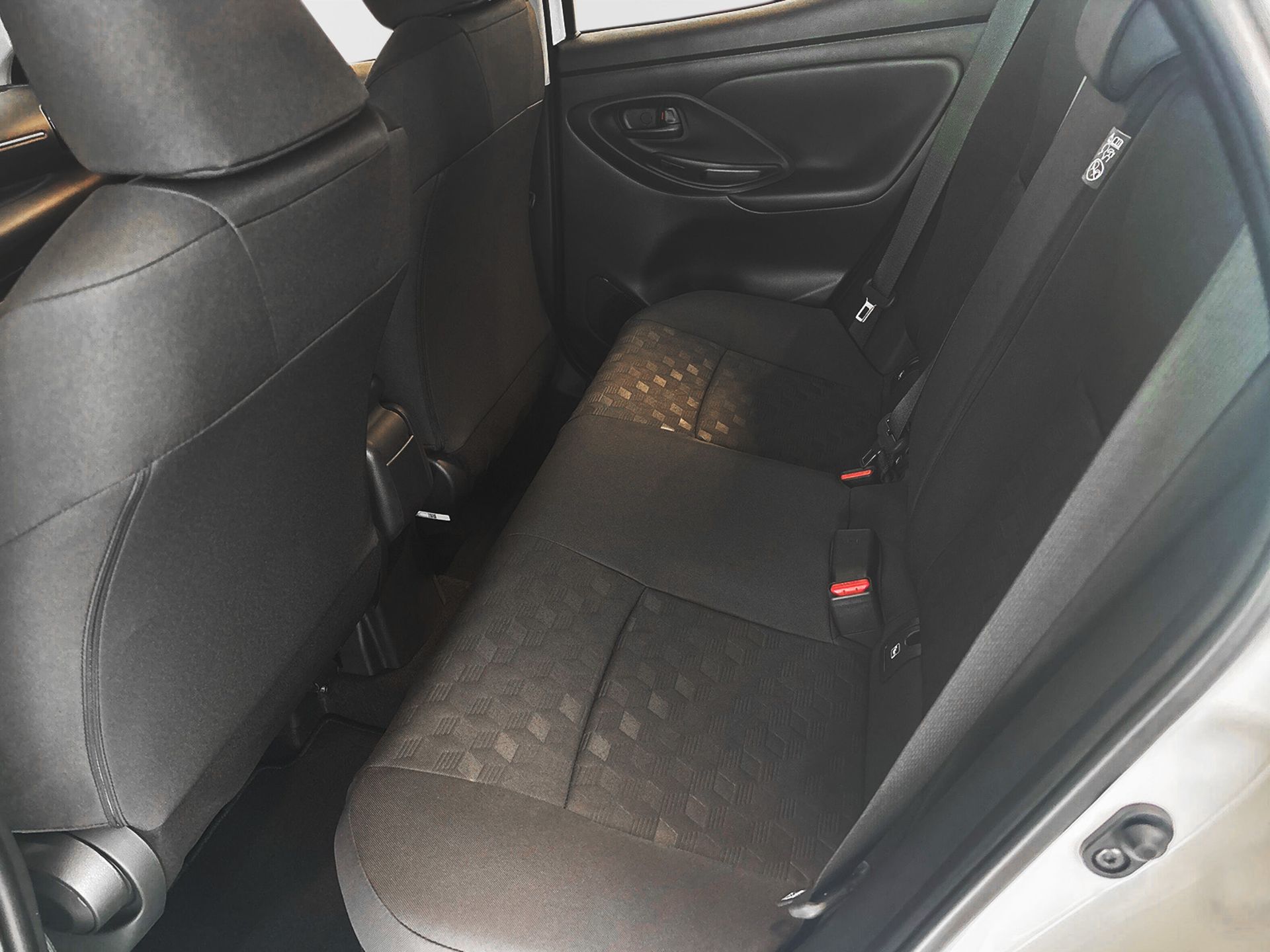 Toyota Yaris Hybrid 115 2026, bild 7/11