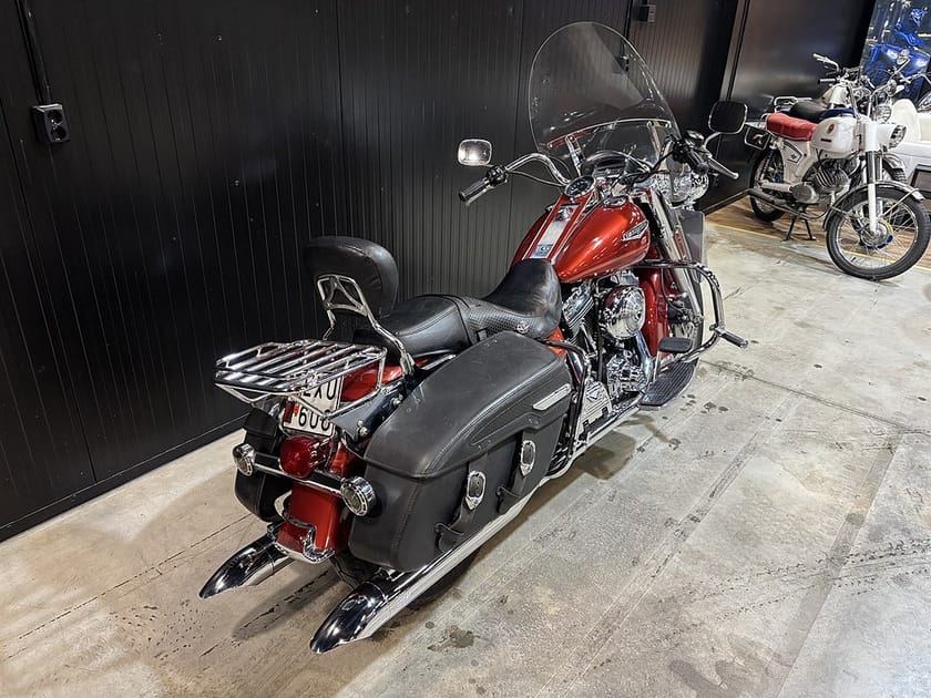 Bild 5 av Harley-Davidson Road King Classic 1.4 Twin Cam 88 (67hk)