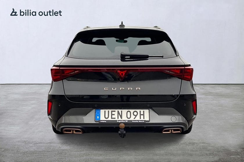 Bild 4 av CUPRA Leon Sportstourer VZ e-Hybrid 272hk Drag Värmare