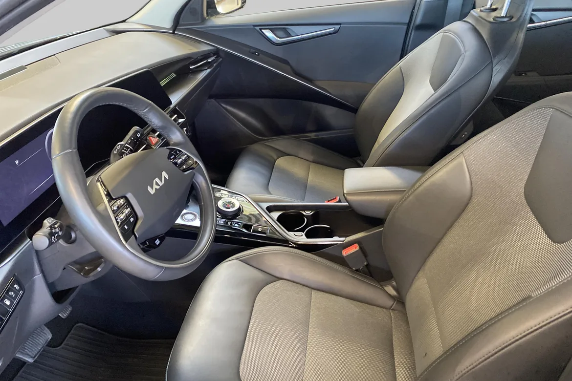 picture of a car