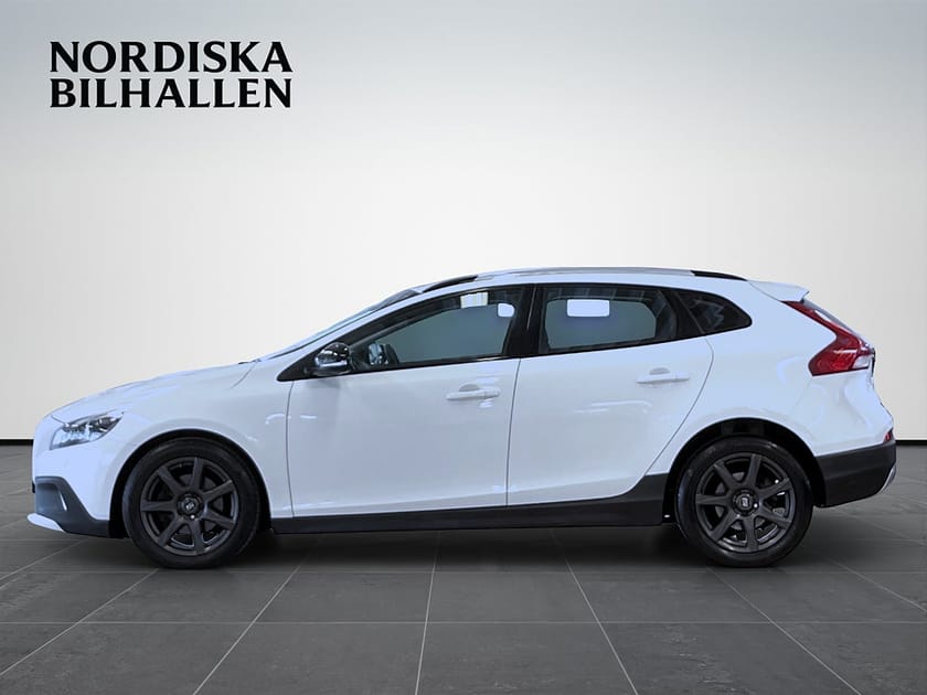 Bild 4 av Volvo V40 Cross Country D2 Powershift Momentum Värmare Bluetooth P-sensor