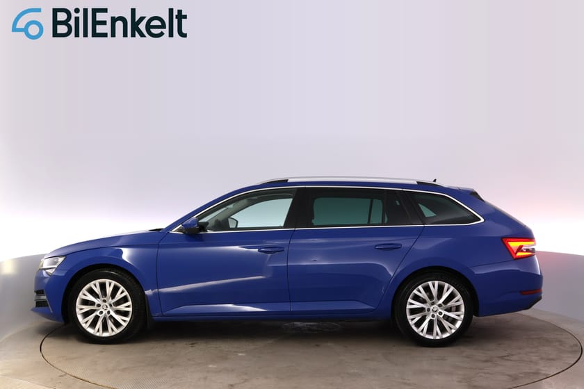 Bild 5 av Škoda Superb iV Kombi 1.4 TSI DSG B-värme Drag Cockpit