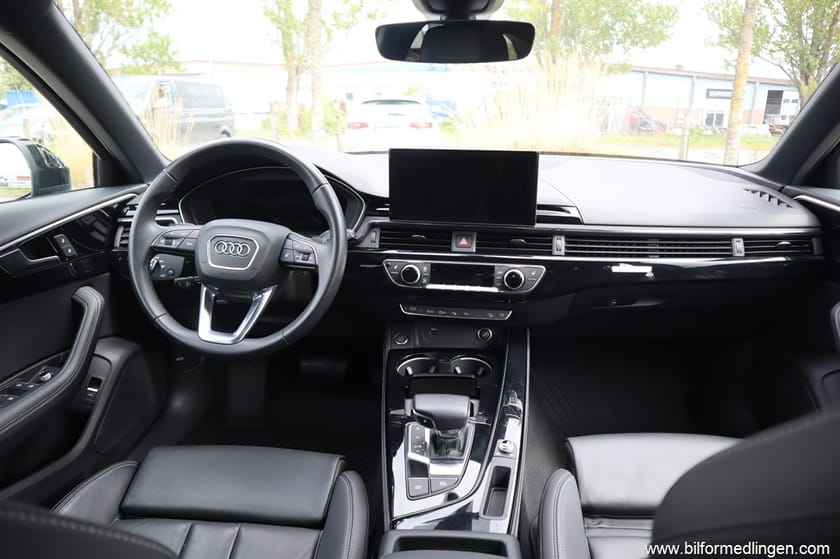 Bild 5 av Audi A4 allroad quattro 40 TDI 204hk Momsbil Black Edition Navi Skinn Drag 1 Ägare