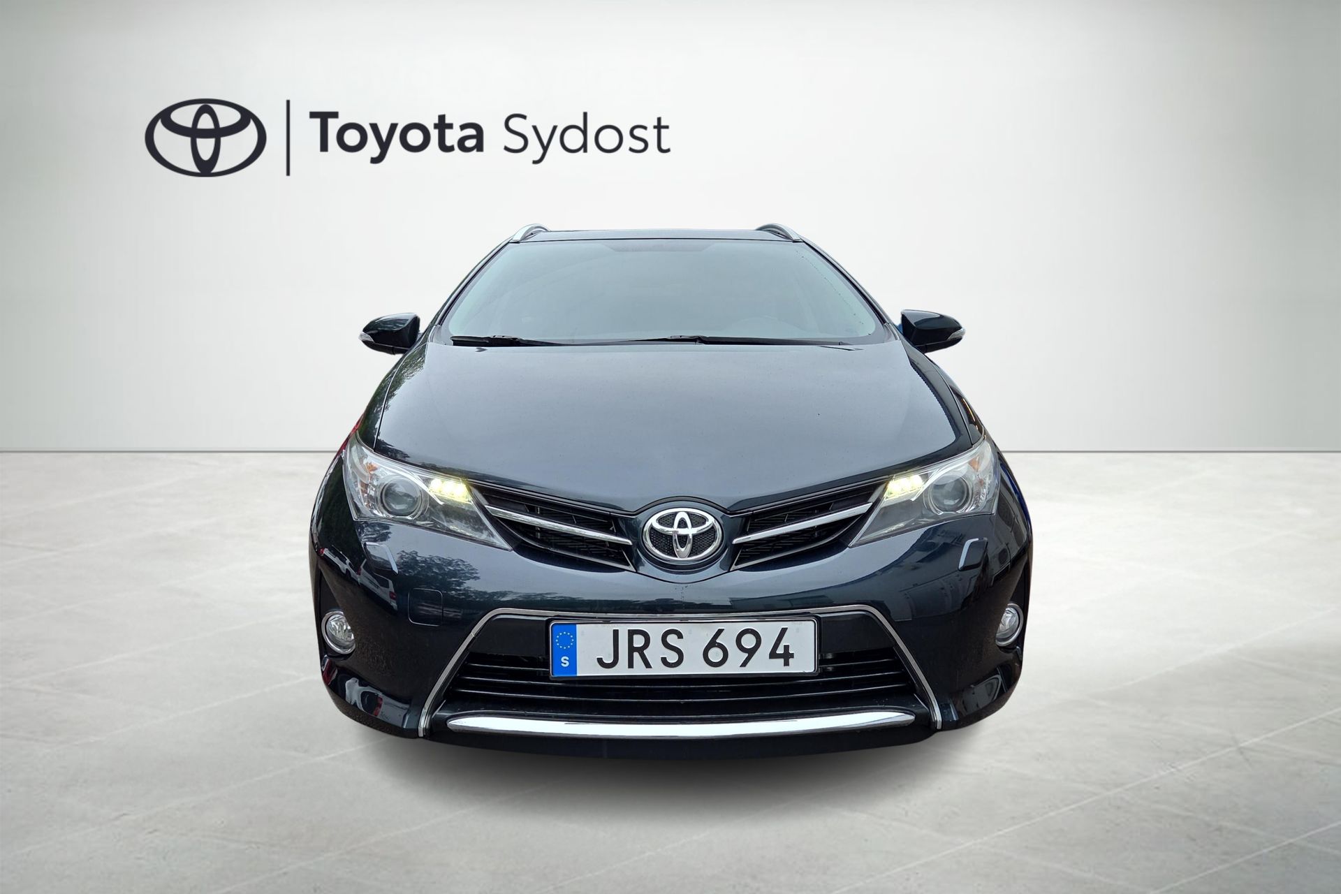 Toyota Auris 2015, bild 5/10