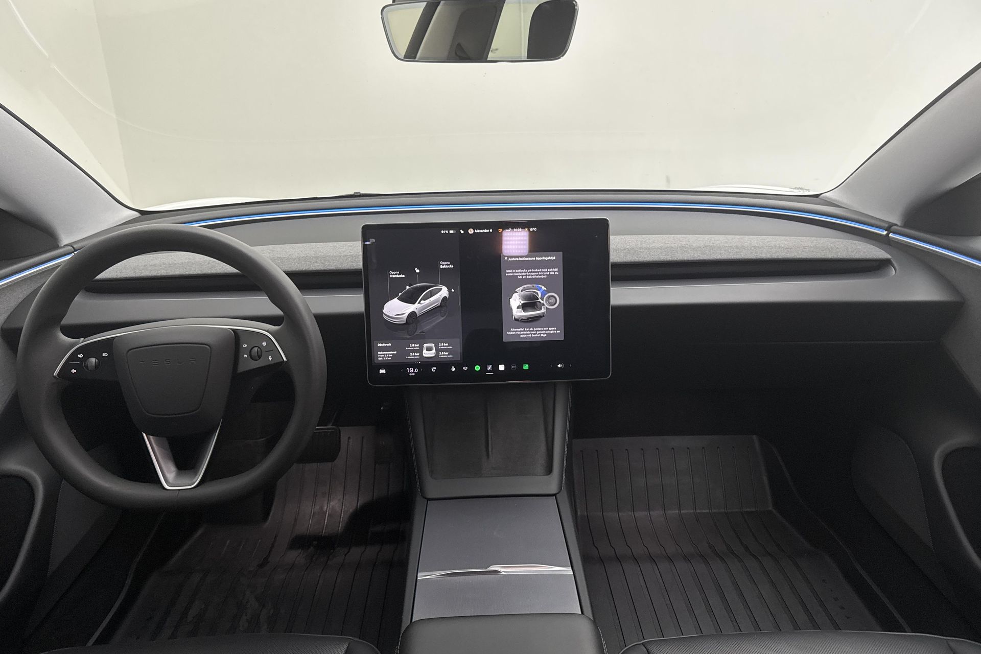 Tesla Model 3 Standard Range 2024, bild 7/10