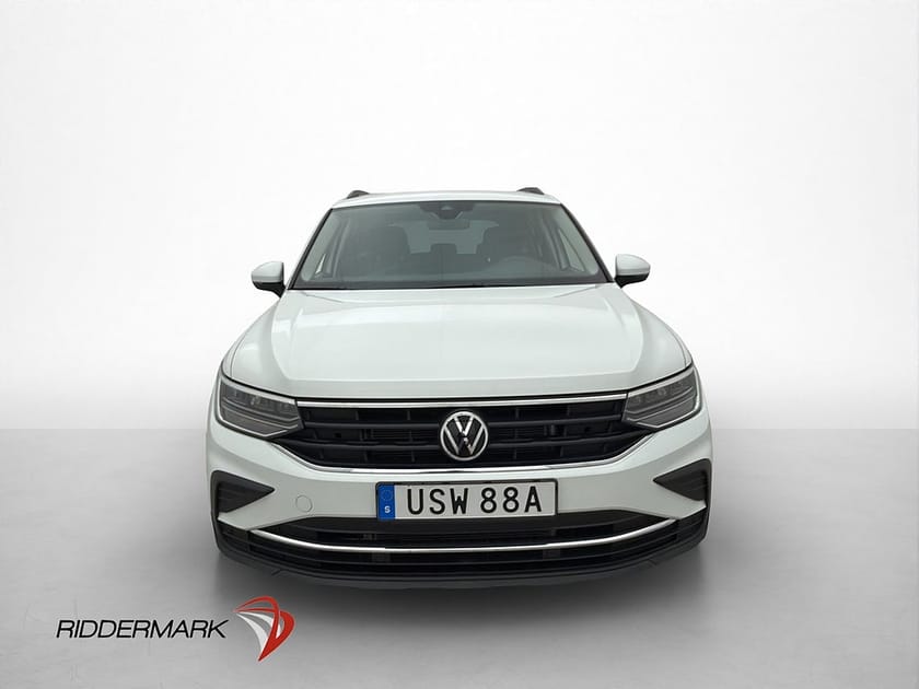 Bild 2 av Volkswagen Tiguan 1.5 TSI 150hk Cockpit P-Värm Kamera Drag