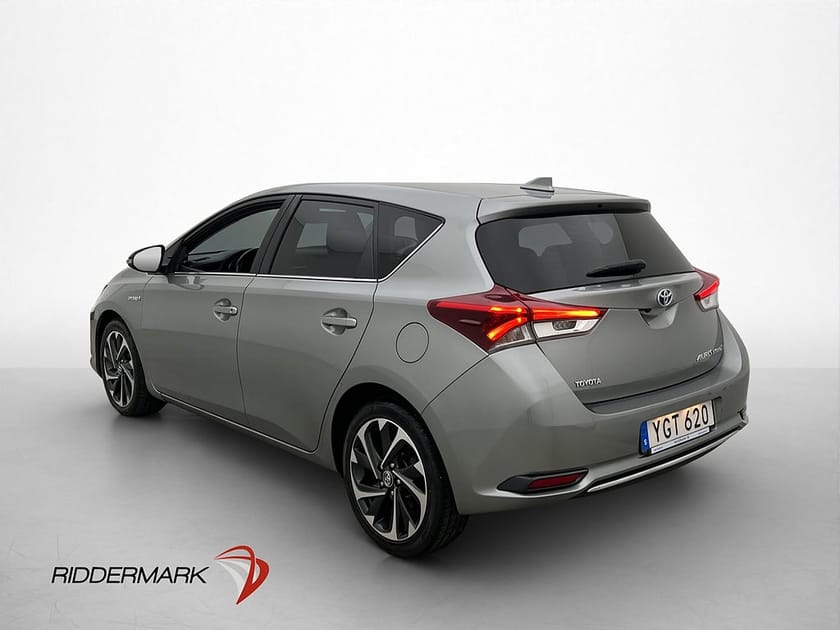 Bild 5 av Toyota Auris Hybrid 136hk Backkamera Lane Assist 360kr Skatt