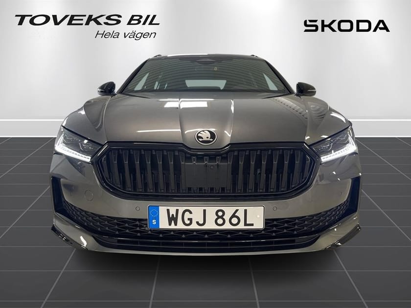 Bild 5 av Škoda Superb iV Kombi COMBI SPORTLINE 1,5 TSI 204 HK 6 VXL DSG