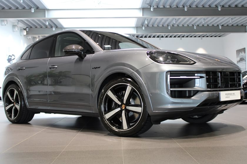 Bild 1 av Porsche Cayenne S E-Hybrid Coupé Black Edition