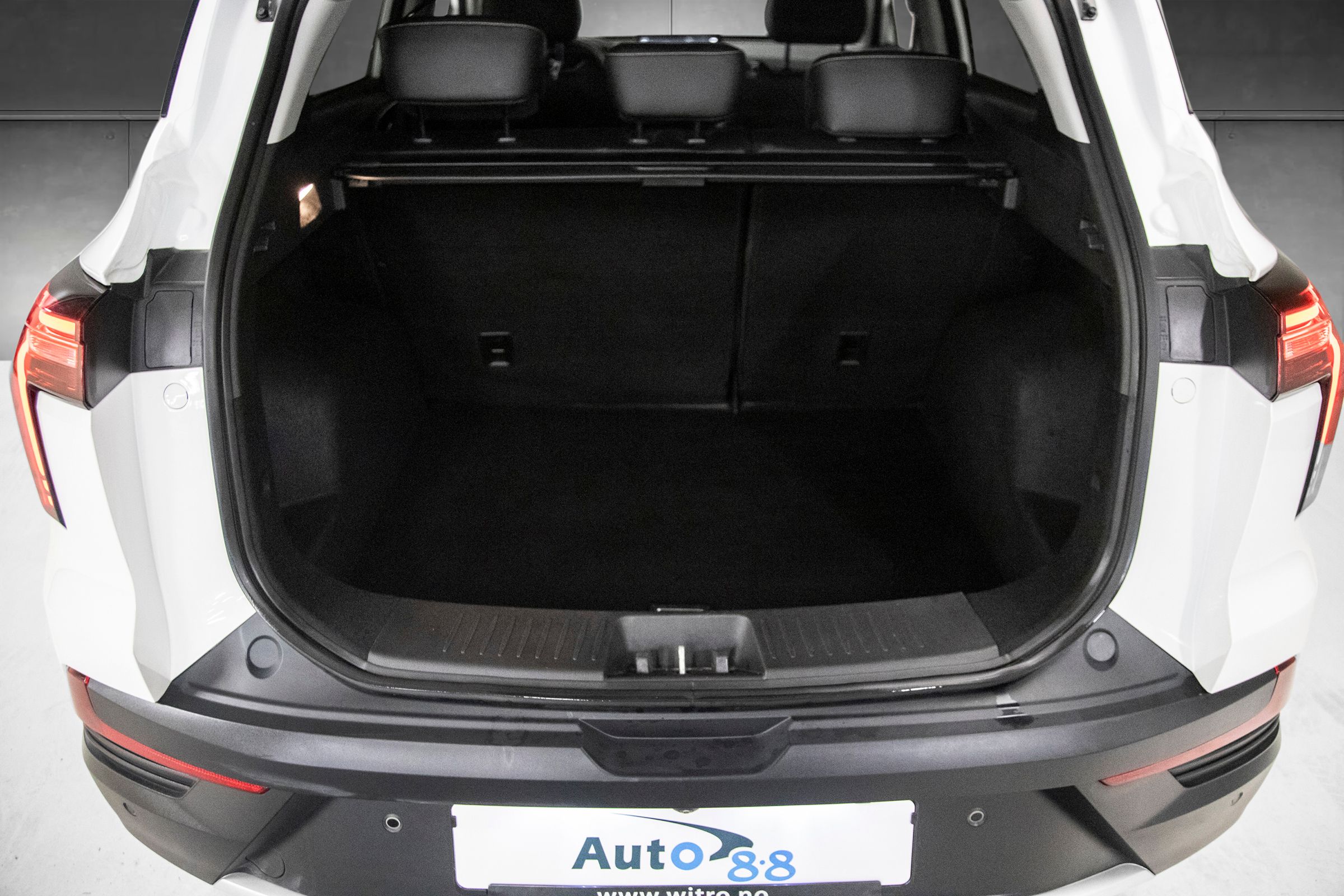 JAC e-JS4, 193hp, 2024