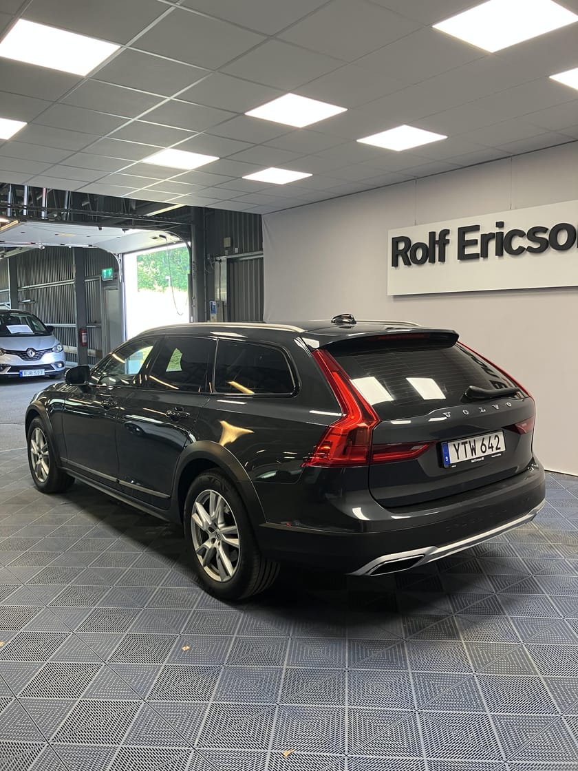 Bild 2 av Volvo V90 Cross Country D4 AWD SE