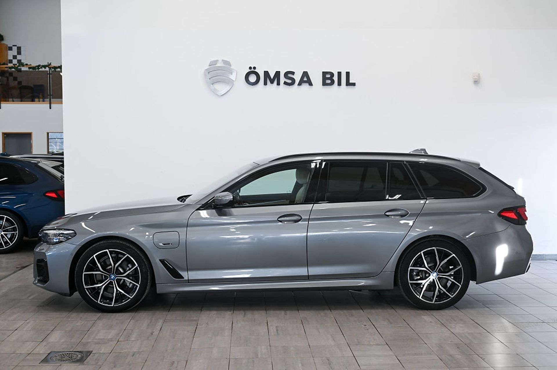 BMW 530 2023, photo 7/10