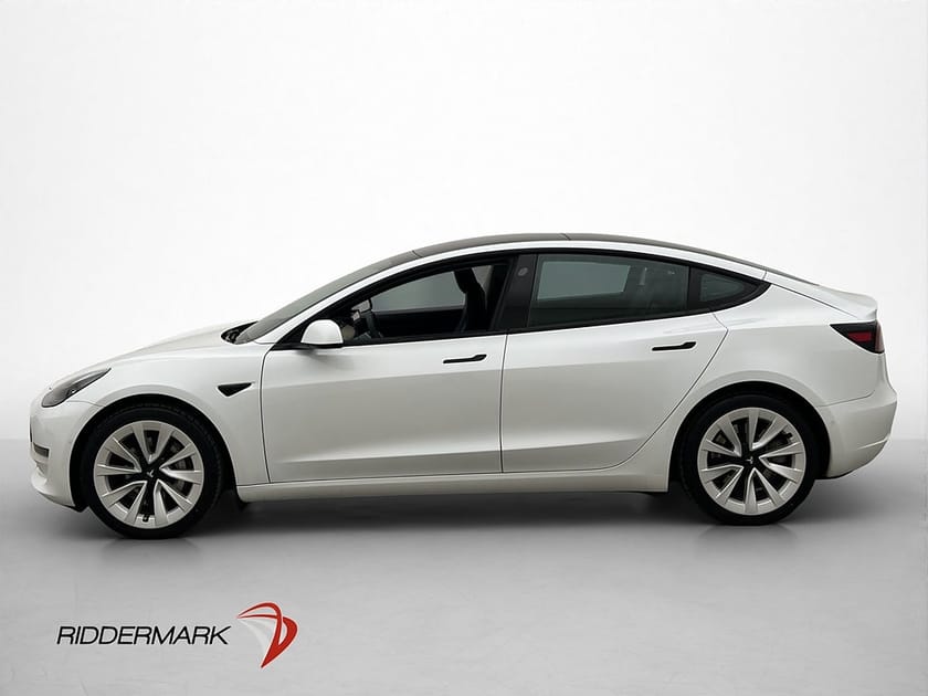 Bild 5 av Tesla Model 3 Long Range AWD Dragkrok Pano Skinn B-Kamera AP