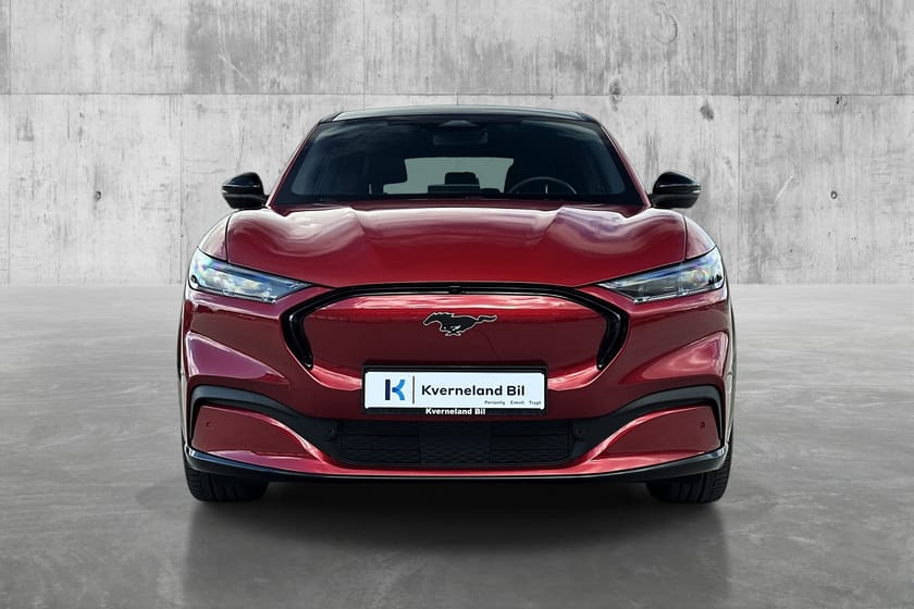 Bilde 2 av Ford Mustang Mach-E Long Range AWD LR Skinn Panorama ACC Hengerfeste B&O Carplay