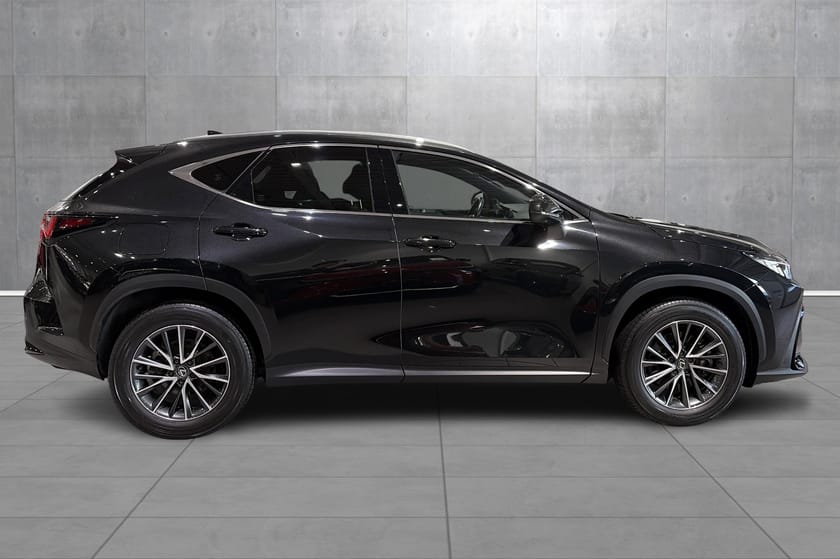 Bilde 4 av Lexus NX 450h+