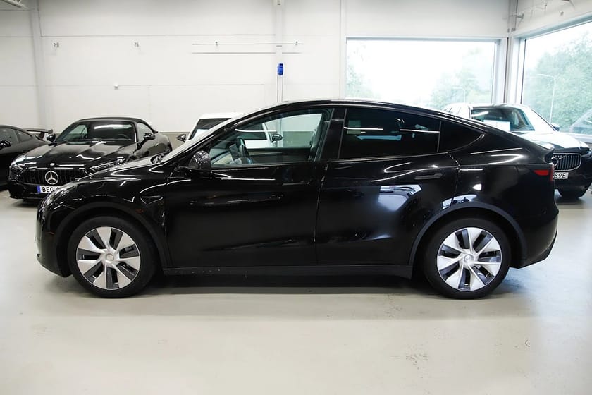 Bild 3 av Tesla Model Y Standard Range RWD