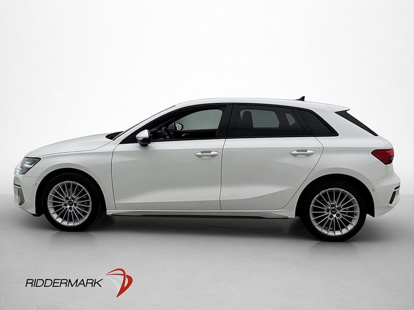 Bild 5 av Audi A3 Sportback 35 TFSI 150hk Cockpit Kamera CarPlay
