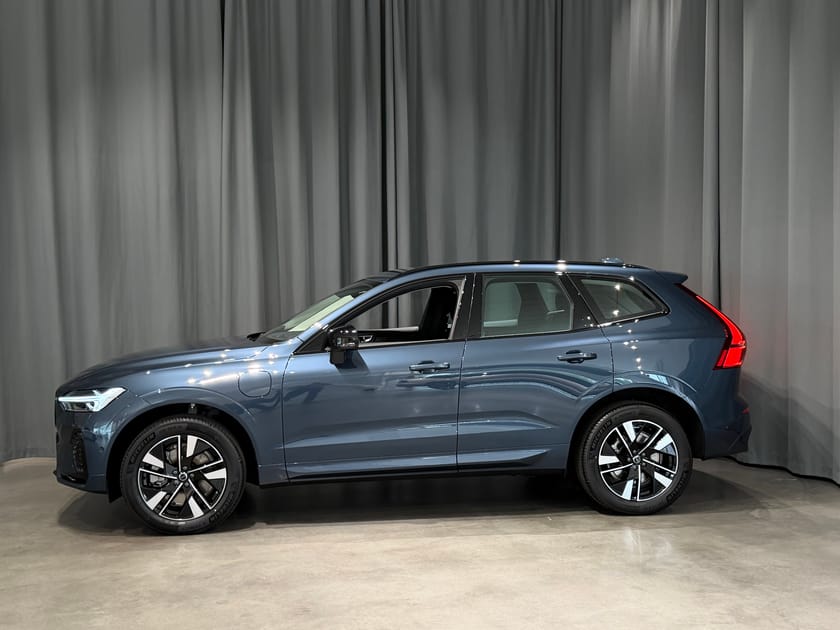 Bild 2 av Volvo XC60 T6 Plus Dark Nordic Edition Lagerbil