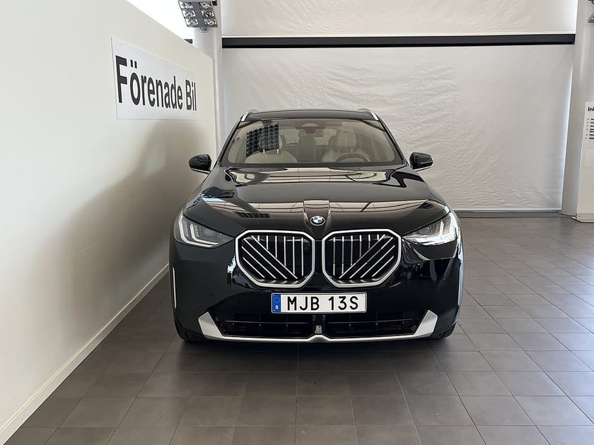 Bild 2 av BMW X3 30e xDrive 4,95 ränta Rattvärme H/K Comfort Access