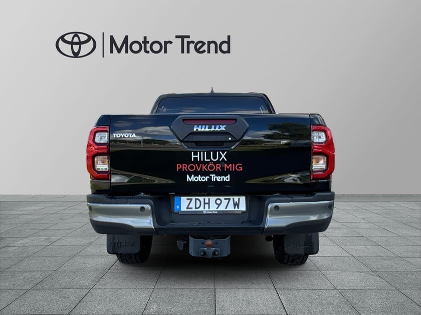 Bild 4 av Toyota Hilux Dubbelhytt D-CAB 2,8 D-4D MHEV AUT6 4WD INVINCIBLE, KOM