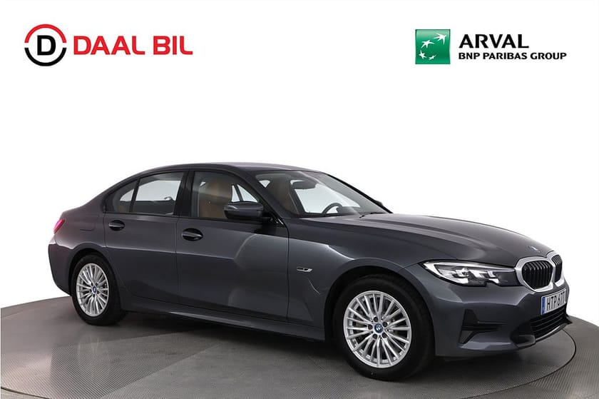 Bild 4 av BMW 330e xDrive Sedan 12 kWh 292HK PRIVAT/FÖRETAGSLEASING