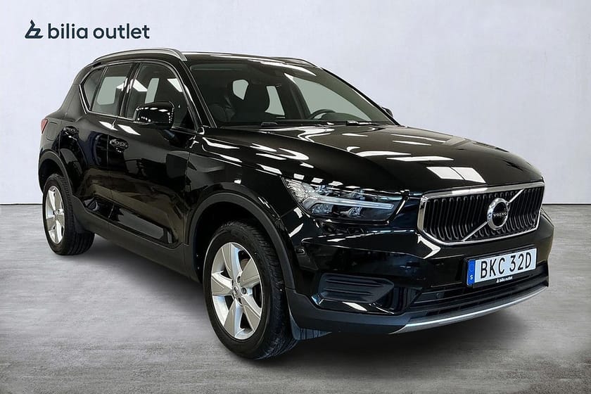 Bild 2 av Volvo XC40 T2 Momentum Nybesiktigad Carplay Värmare Navigation