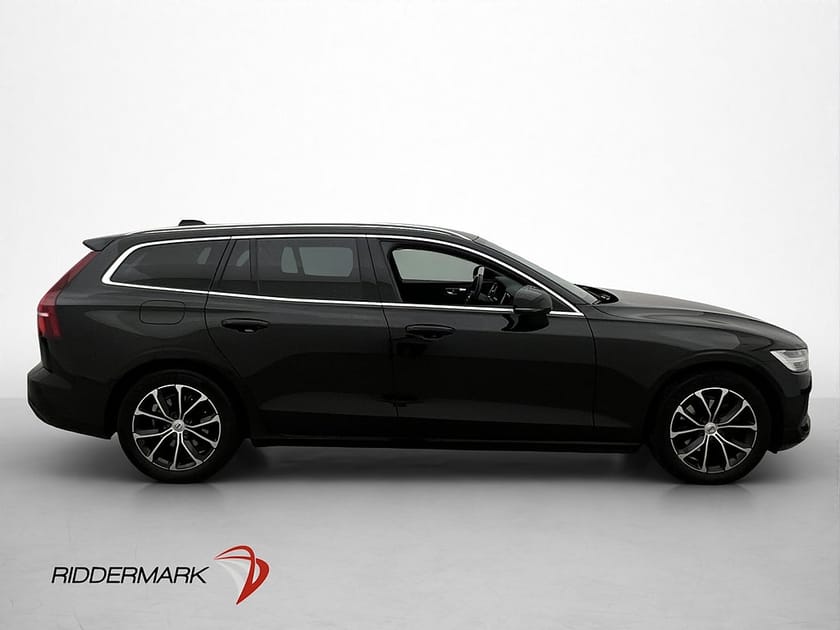 Bild 4 av Volvo V60 D3 Momentum Kamera Navi Halvskinn Värmare Adaptiv