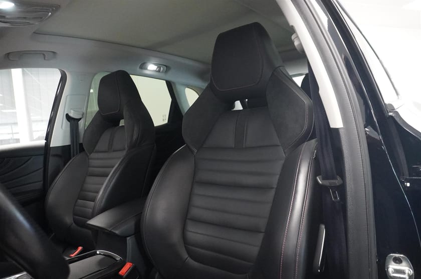Bild 4 av MG EHS PHEV Luxury 360 Elstol Pano