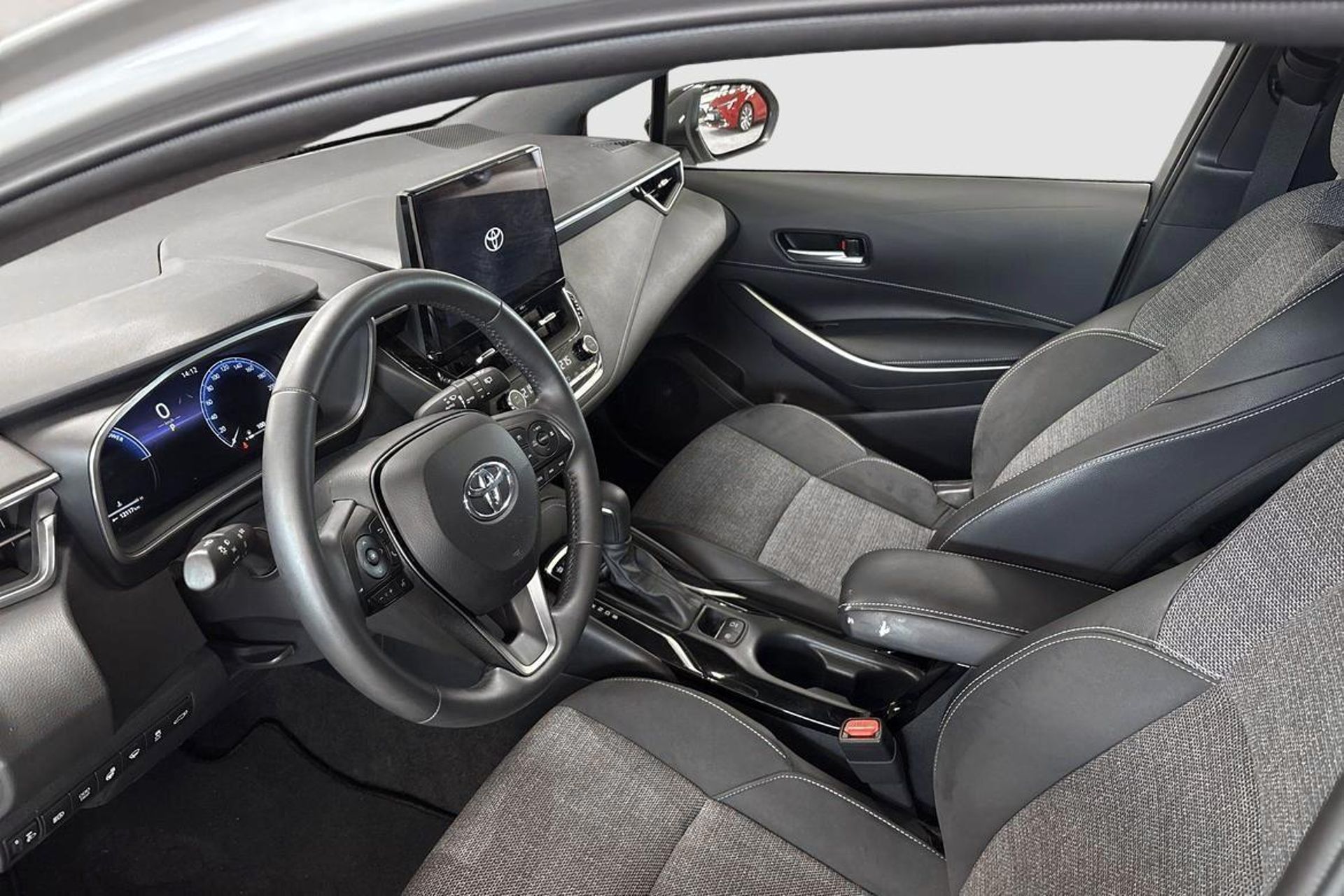 Toyota Corolla 1,8 Style 2025, bild 7/10