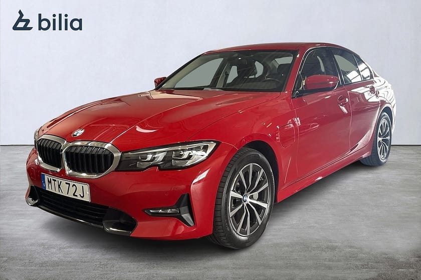 Bild 1 av BMW 330e Sedan Modell Sport Line | PDC | Värmare