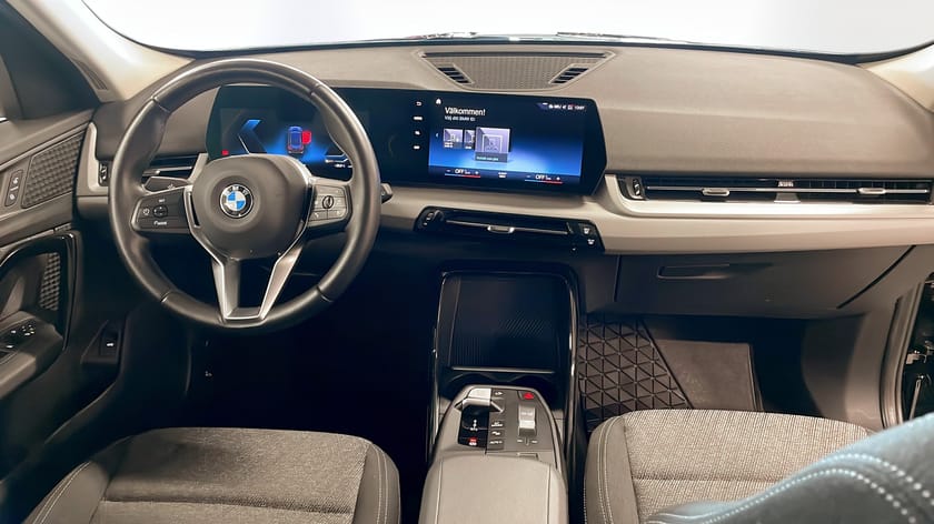 Bild 4 av BMW X1 sDrive18i Drag Navi Backkamera