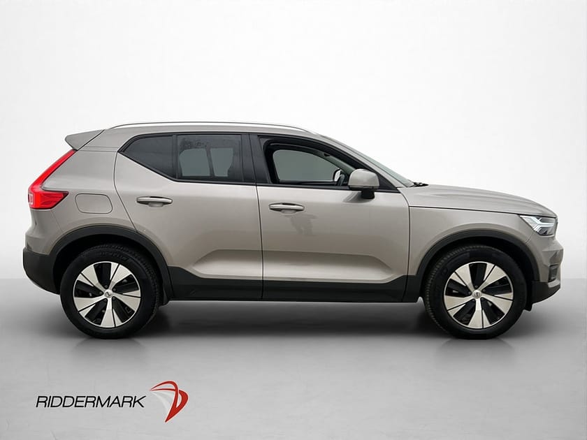 Bild 4 av Volvo XC40 B4 AWD Advanced Kamera Navi CarPlay Värmare
