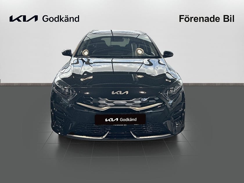Bild 2 av Kia Ceed Sportswagon Plug-in Hybrid SW DCT ADVANCE PLUS | 360KR ÅRSSKATT