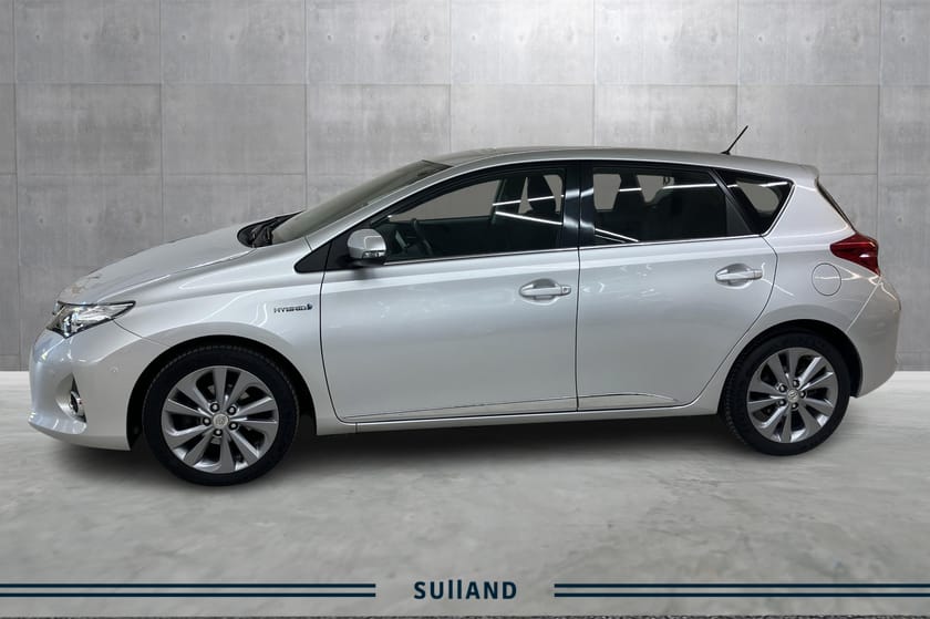 Bilde 2 av Toyota Auris Hybrid 1,8-136hk E-CVT Active