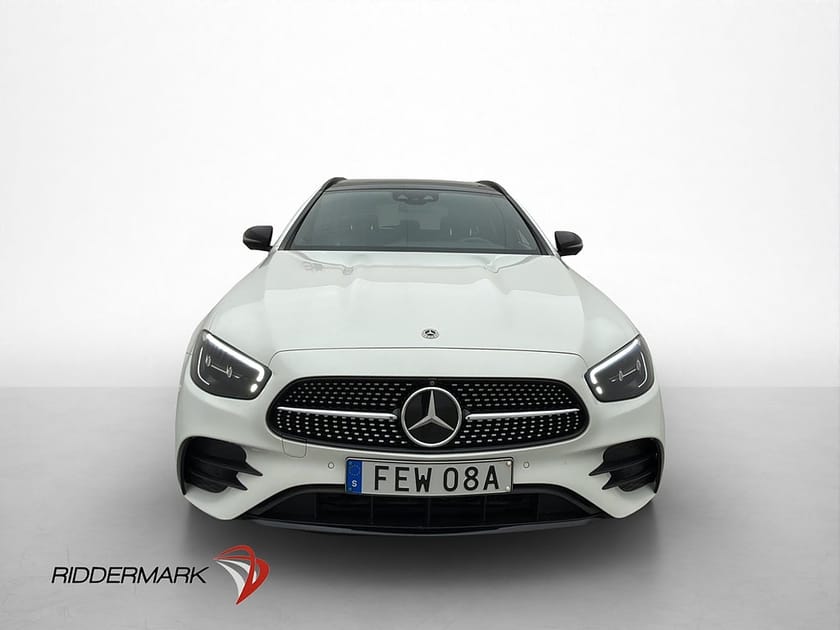Bild 2 av Mercedes-Benz E 300 T de 4MATIC E300 4M AMG Wide Pano 360° Burm Värmare